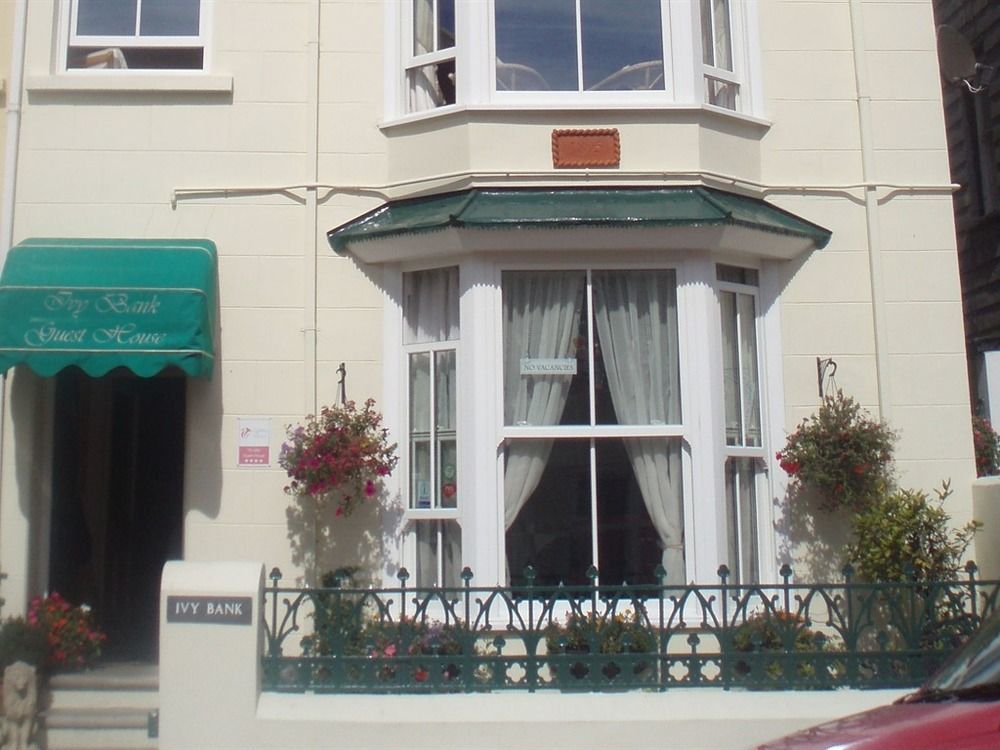 Ivy Bank Guest House Tenby Exterior foto
