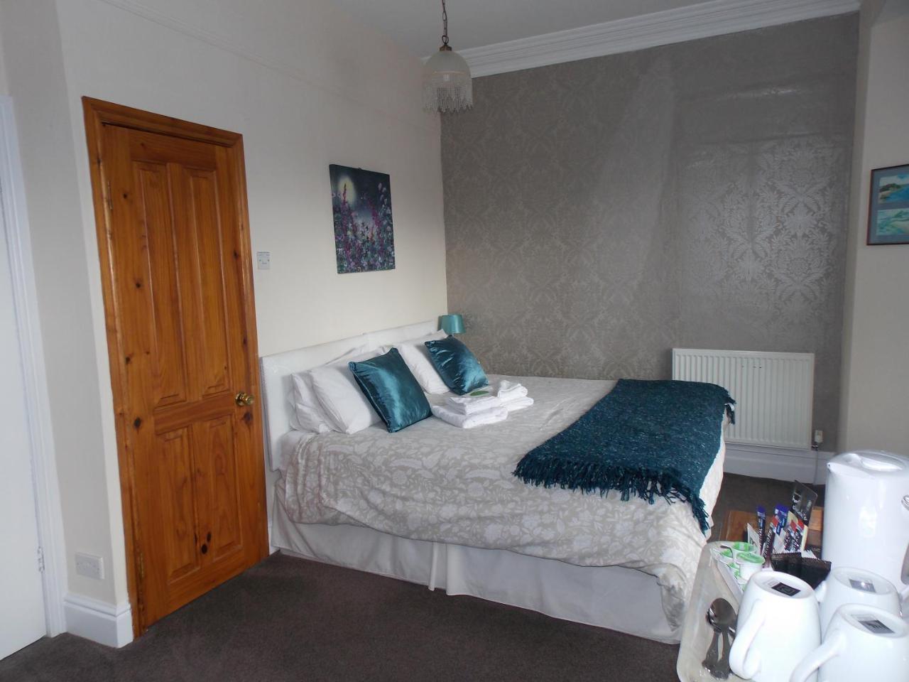 Ivy Bank Guest House Tenby Exterior foto